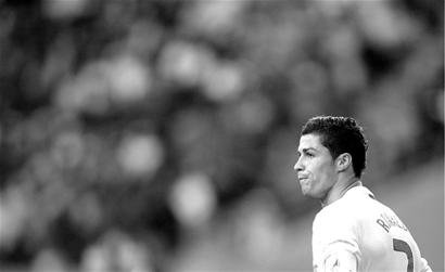 缺谁都能打！本赛季东契奇缺席的比赛湖人战绩4胜1负（东契奇缺阵场次，湖人本季4胜1负：缺谁都照打！）