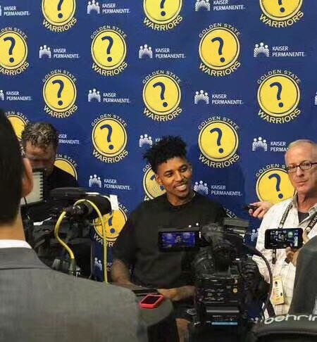 比萨vs拉齐奥 卡利亚里vs萨索洛（比萨对阵拉齐奥，卡利亚里迎战萨索洛）