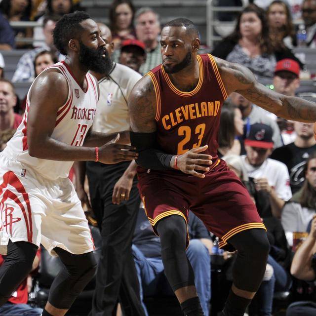 东体：蒯纪闻的伤势情况目前来看不至于像外界传得那么严重（东体：目前看，蒯纪闻伤情不如外界传闻般严重）