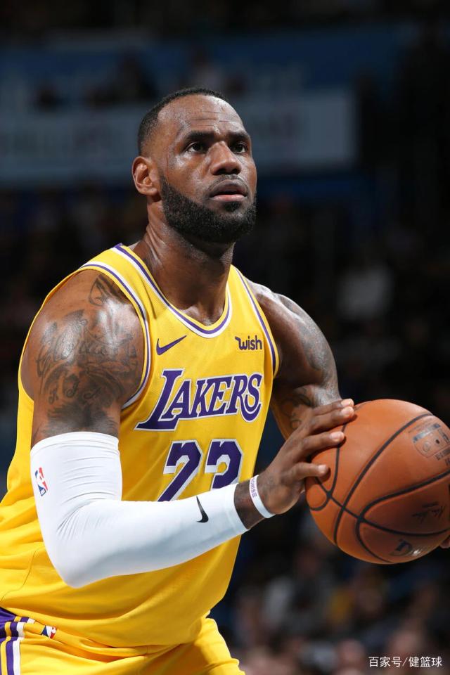 跟队：国米给比萨75万欧就能取消阿金桑米罗的买断权（随队记者：国米只需支付75万欧即可撤销比萨对阿金桑米罗的买断权）